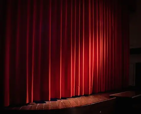 Sortie Theatre Medium